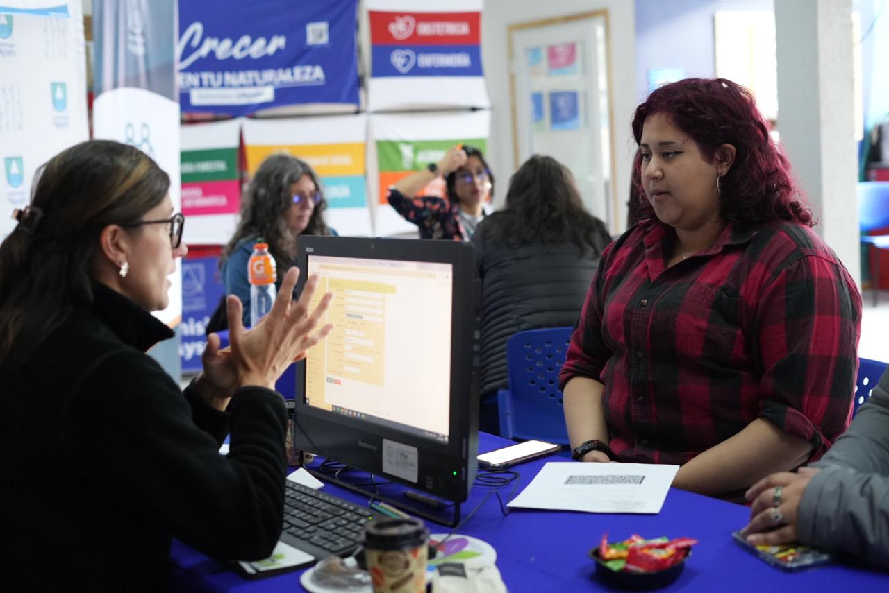 Universidad de Aysén culmina periodo  de matrículas 2025 con exitoso balance