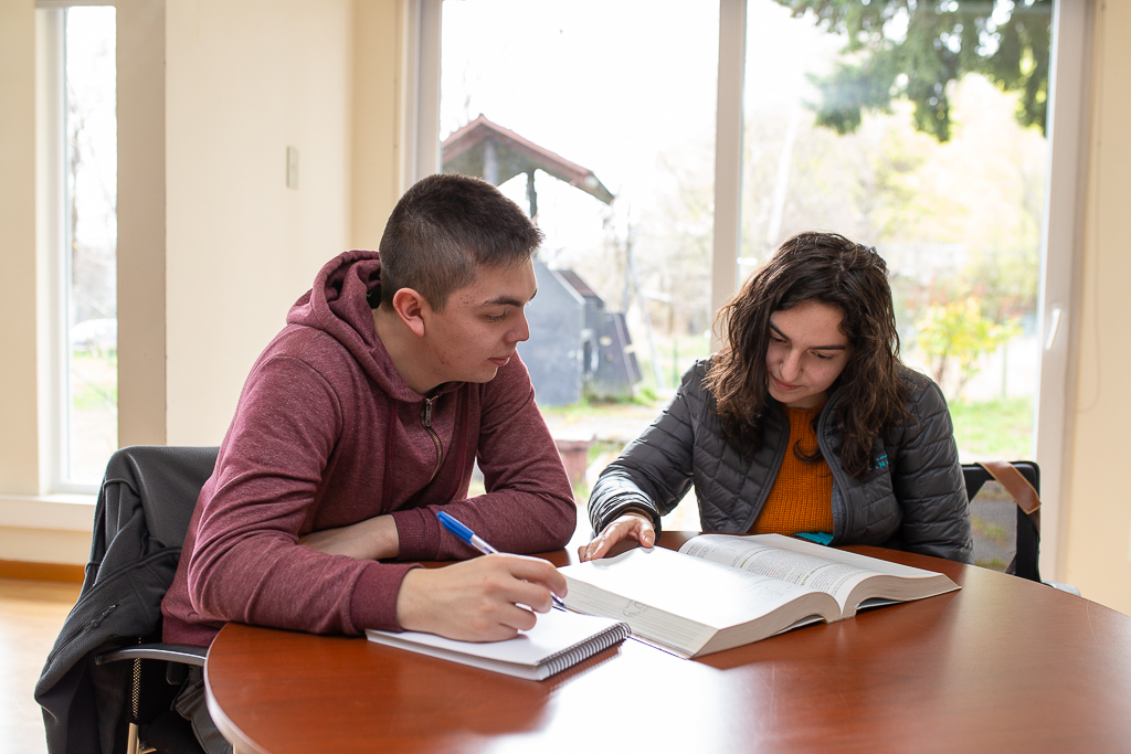 Universidad de Aysén llama a postular al FUAS para acceder a beneficios estudiantiles