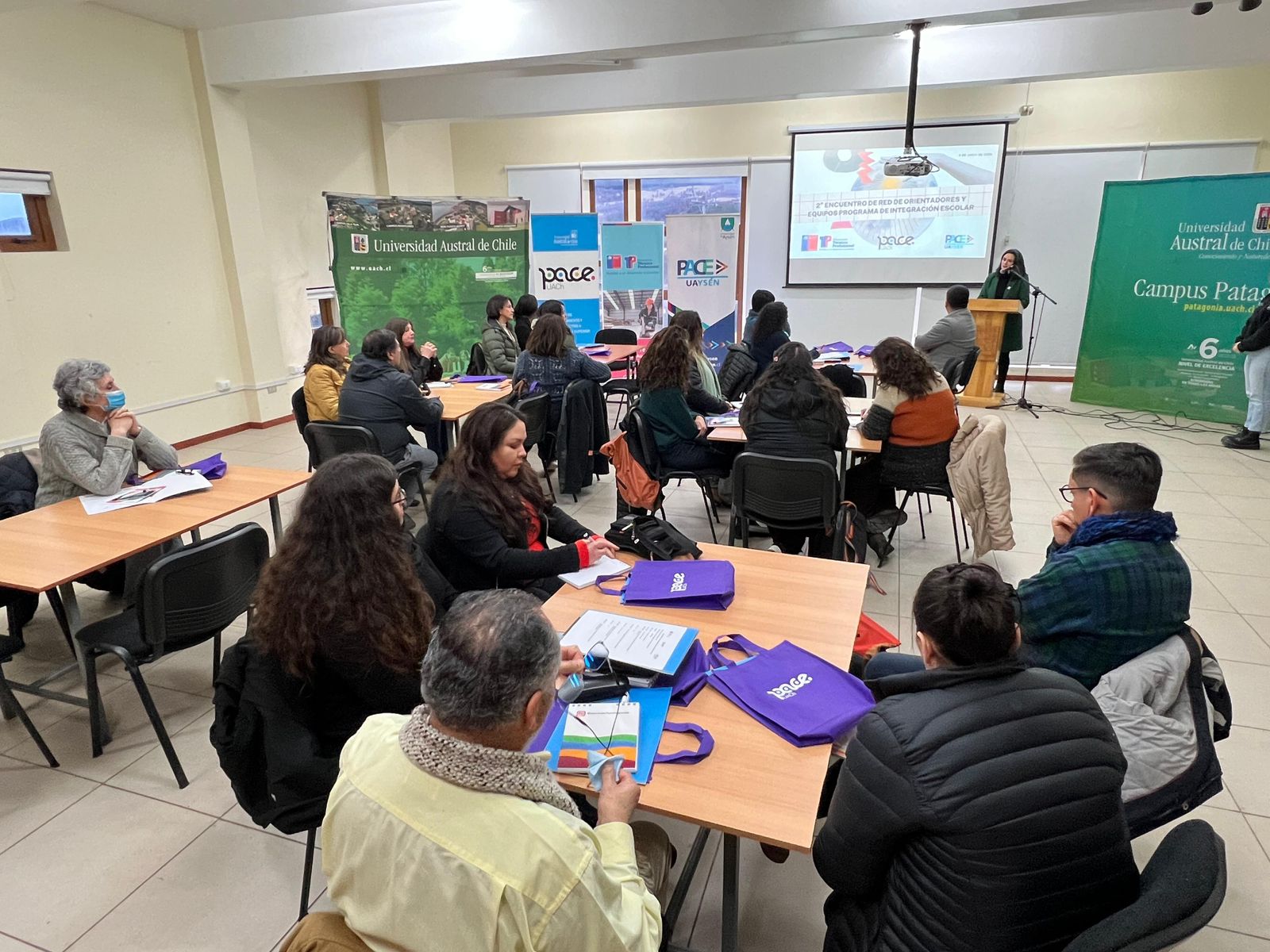 Encuentro educativo reúne a equipos PACE y Red Futuro Técnico para fortalecer trayectorias estudiantiles en la región