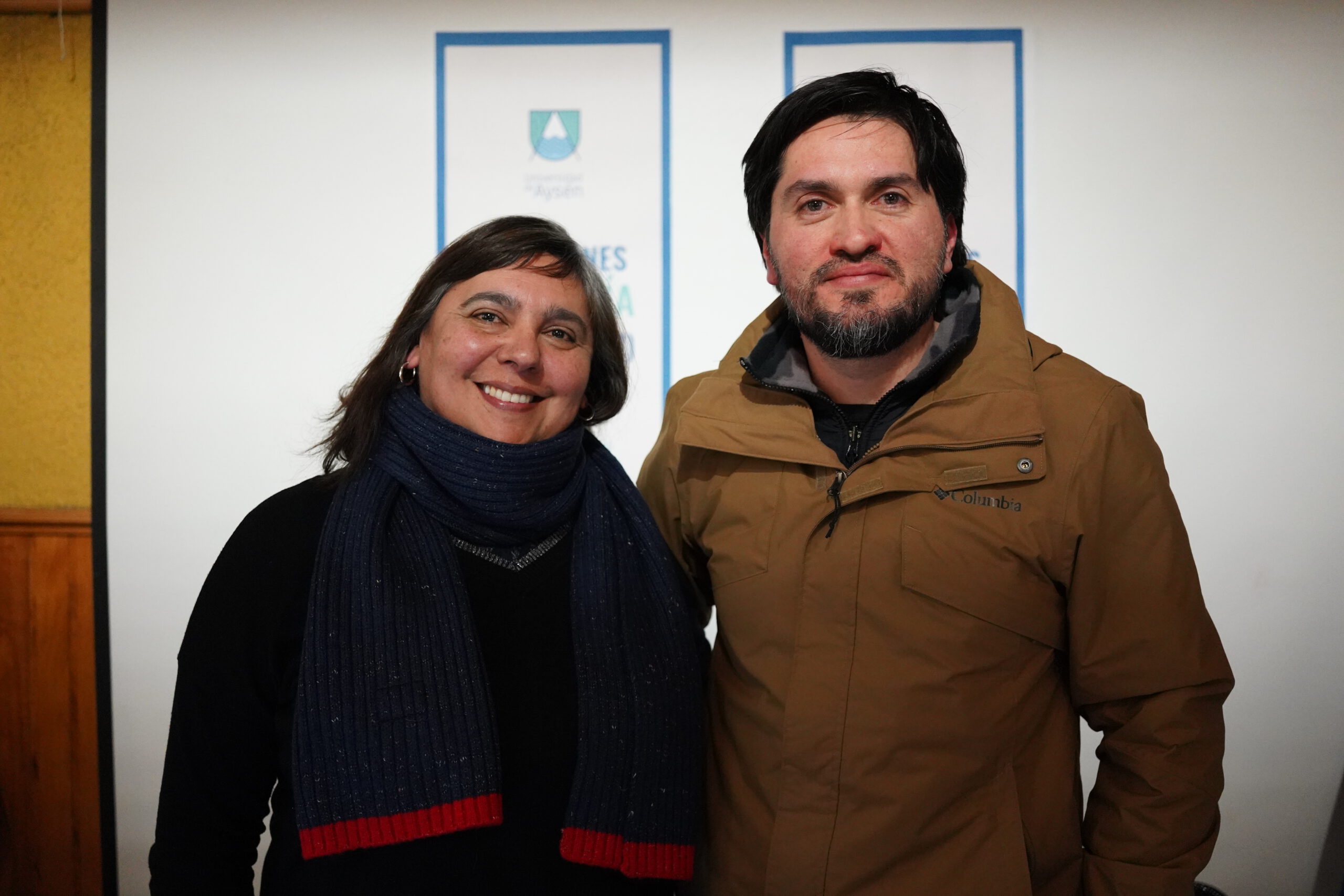 Dra. Patricia Carrasco y Dr Enrique Urra luego de la presentación de sus programas de gobierno